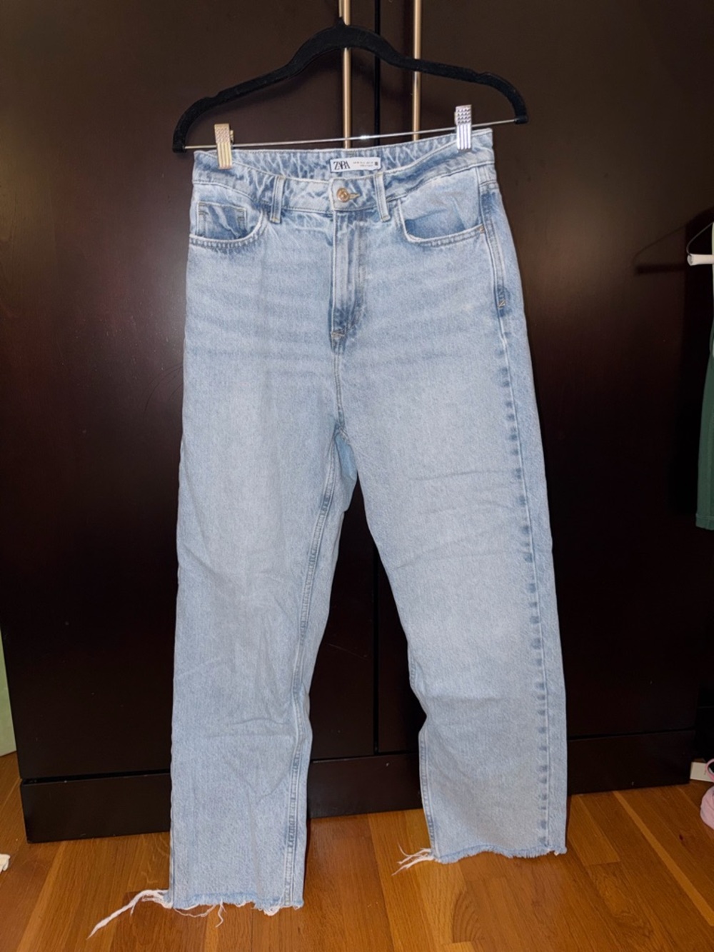 Zara High-Waist Light Wash Women’s Jeans